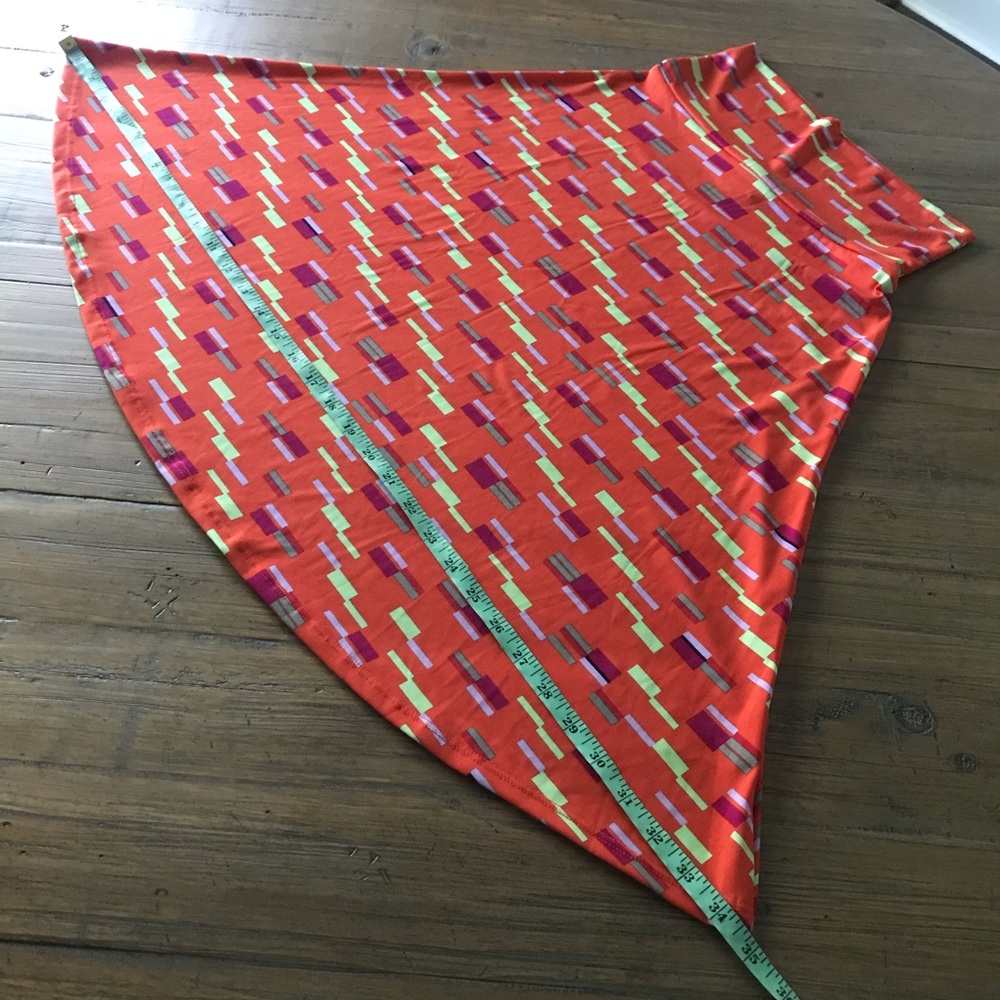 LuLaRoe XS Azure skirt- orange & rectangle pattern - Picture 10 of 13